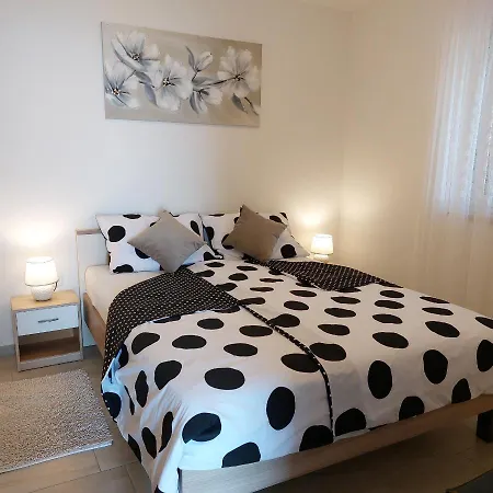 Appartement Sara Lovran